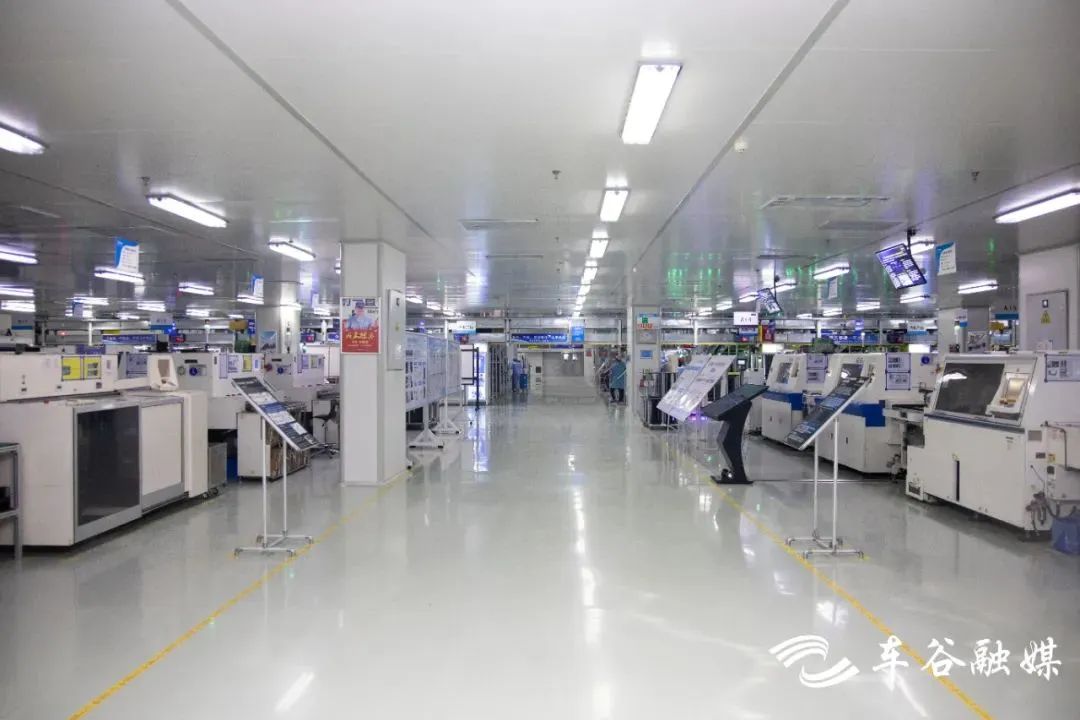 武漢美的分布式儲(chǔ)能運(yùn)營(yíng)項(xiàng)目 每年節(jié)約峰谷電費(fèi)260萬(wàn)元